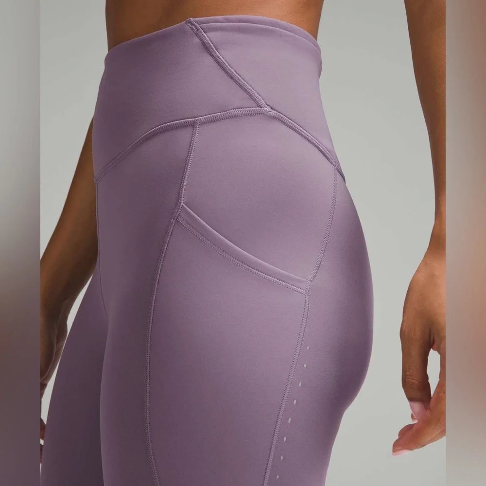 Lululemon Fast and Free High-Rise Fleece Tight 28